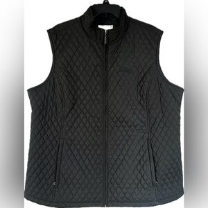 Cutter & Buck Women’s Black Quilted Vest with zipper pockets. Size XXXL